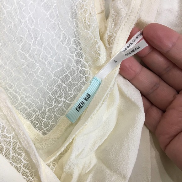 Kimchi Blue white crop top lace boho hippie festival layer Size Large - Picture 3 of 5